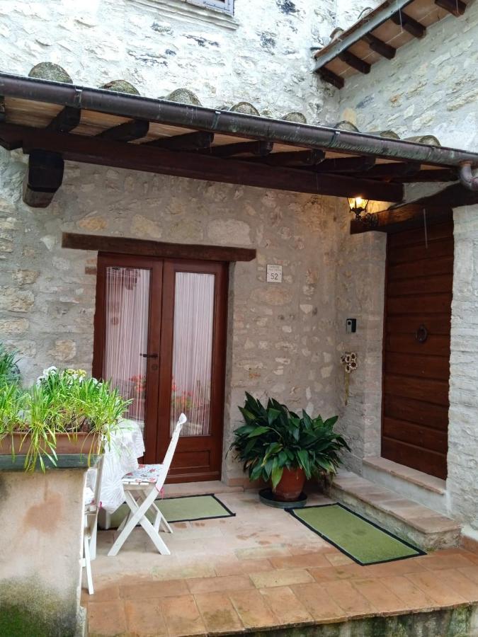 Appartamento Storico A Valle San Martino Di Spoleto Exterior photo