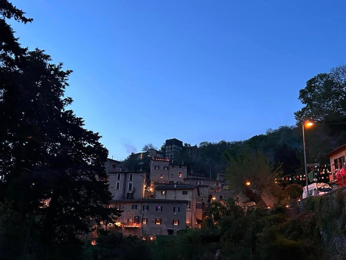 Appartamento Storico A Valle San Martino Di Spoleto Exterior photo